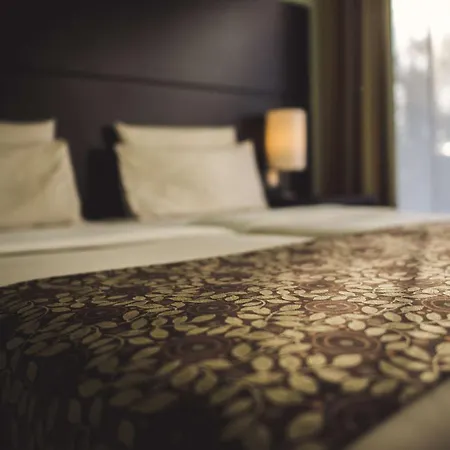 Citycentre, Sure Collection By Western 3*