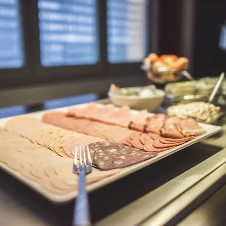 Citycentre, Sure Collection By Western Готель